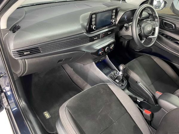 2024-Hyundai-i20-12-Fluid image:6