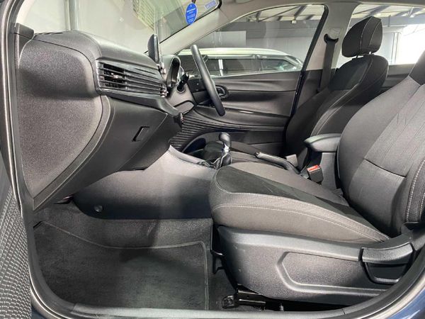 2024-Hyundai-i20-12-Fluid image:7