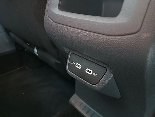 2020-Volkswagen-T-Cross-10-TSI-Comfortline image:13
