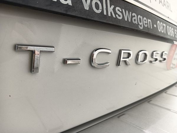 2020-Volkswagen-T-Cross-10-TSI-Comfortline image:7