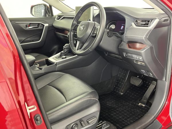 2023-Toyota-RAV4-25-VX-Hybrid-CVT-E-Four image:9