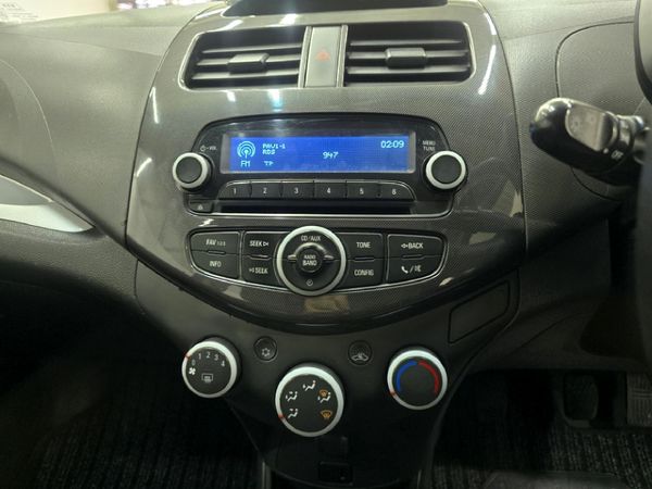 2014-Chevrolet-Spark-12-LT image:9