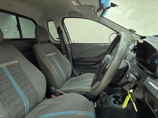 2015-Chevrolet-Utility-14-Sport image:10