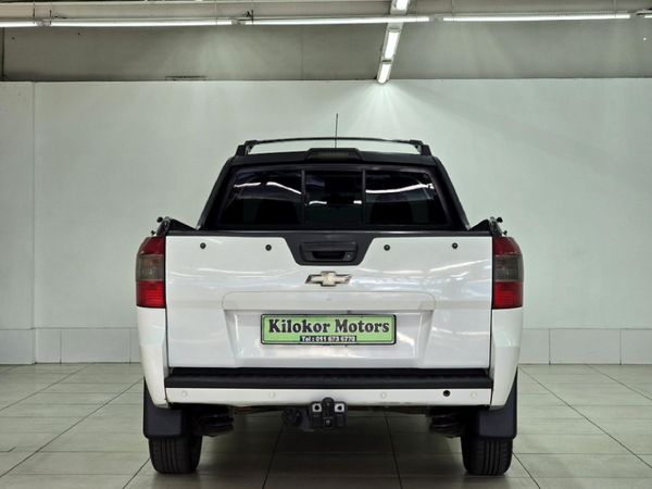 2015-Chevrolet-Utility-14-Sport image:4