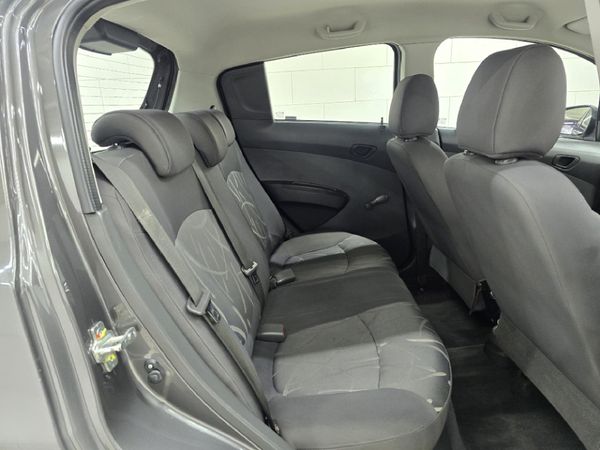 2015-Chevrolet-Spark-12-L image:17
