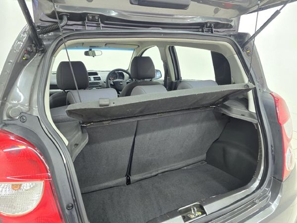 2015-Chevrolet-Spark-12-L image:18