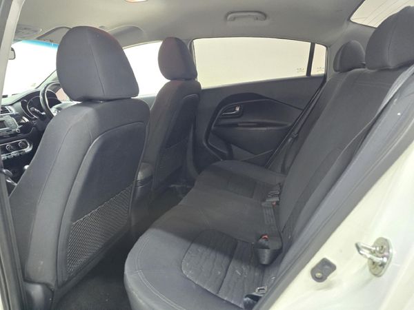 2017-Kia-Rio-14-Sedan-Auto image:15