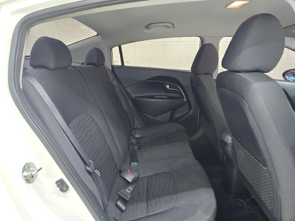 2017-Kia-Rio-14-Sedan-Auto image:17