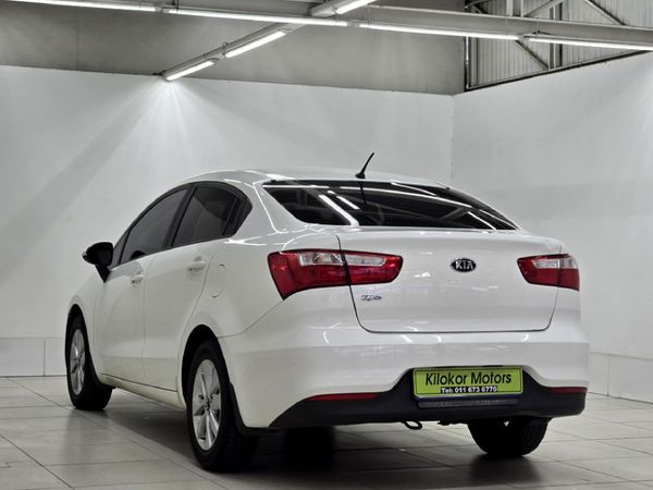 2017-Kia-Rio-14-Sedan-Auto image:3