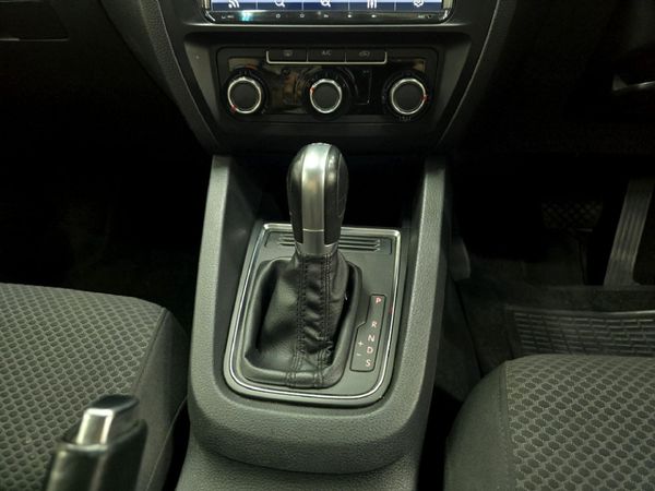 2017-Volkswagen-Jetta-GP-16-TDI-Comfortline-Auto image:11