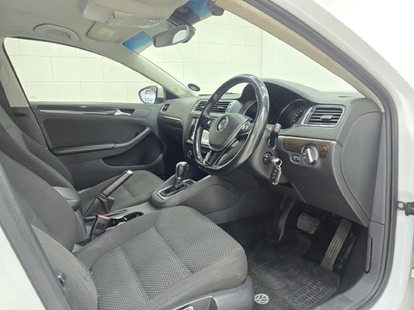 2017-Volkswagen-Jetta-GP-16-TDI-Comfortline-Auto image:12