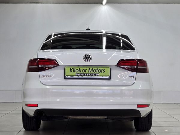 2017-Volkswagen-Jetta-GP-16-TDI-Comfortline-Auto image:4