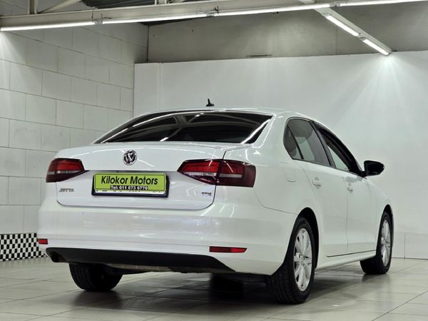 2017-Volkswagen-Jetta-GP-16-TDI-Comfortline-Auto image:5