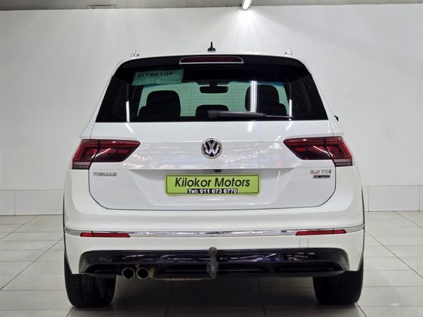 2017-Volkswagen-Tiguan-20-TDI-Highline-4Motion-Auto image:4