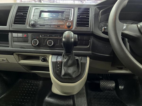 2019-Volkswagen-Kombi-20-TDI-Auto-103kW-Trendline image:10