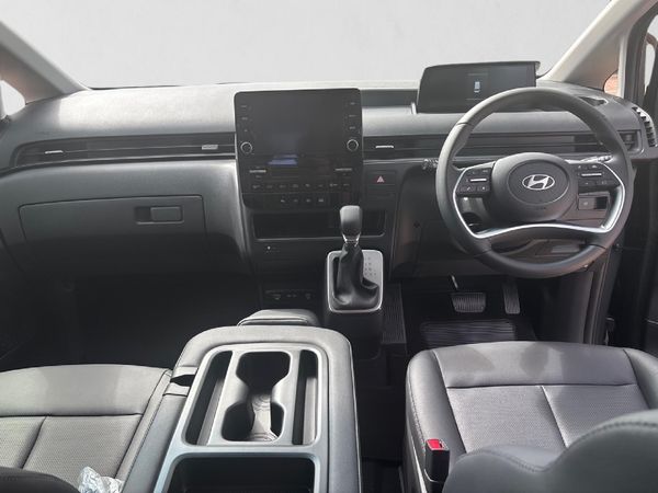 2026-Hyundai-Staria-22d-Executive-Auto image:17