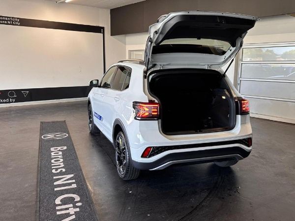 2026-Volkswagen-T-Cross-10-TSI-R-Line-Auto image:9