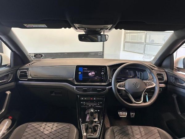 2026-Volkswagen-T-Cross-10-TSI-R-Line-Auto image:1