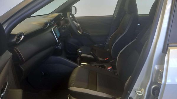 2026-Nissan-Magnite-10-Visia image:7