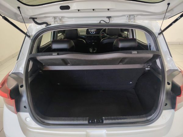 2024-Hyundai-Grand-i10-10-Motion image:9