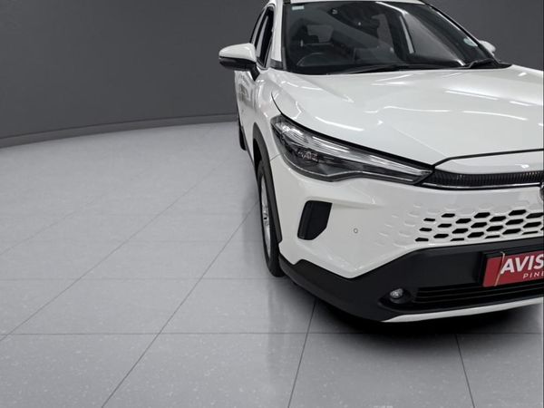 2025-Toyota-Corolla-Cross-18-XS image:19