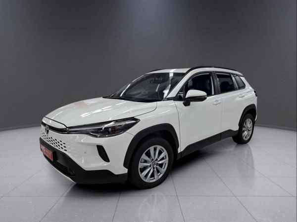 2025-Toyota-Corolla-Cross-18-XS image:2