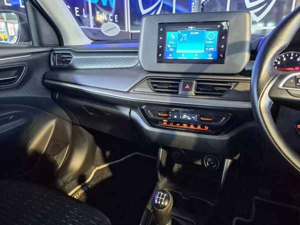 2026-Suzuki-Swift-12-GL image:7