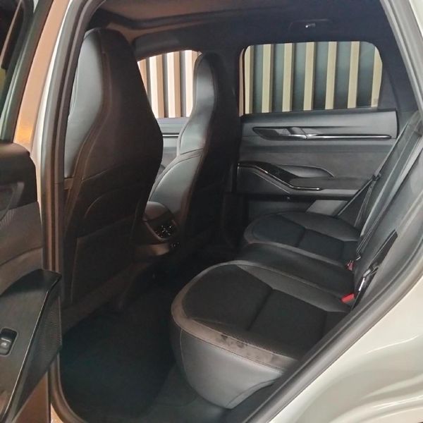 2025-Haval-H6-GT-20T-Super-Luxury-4X4-Auto image:9