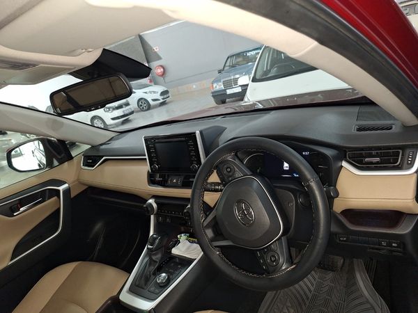 2020-Toyota-RAV4-25-VX-Auto-AWD image:5