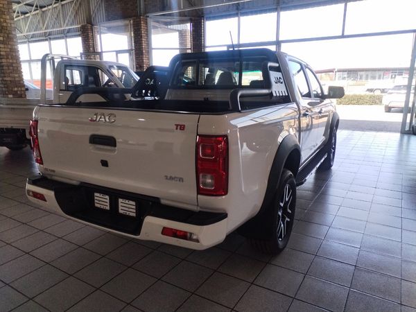 2026-JAC-T8-20-CDI-Lux-Double-Cab image:3
