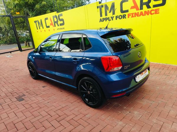 2022-Volkswagen-Polo-Vivo-14-Comfortline-5-dr image:7