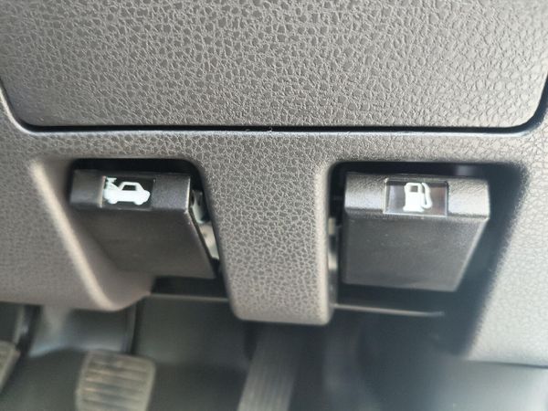 2026-Isuzu-D-Max-250C-Single-Cab image:17