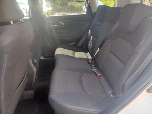2026-Toyota-Urban-Cruiser-15-XR-Auto image:12
