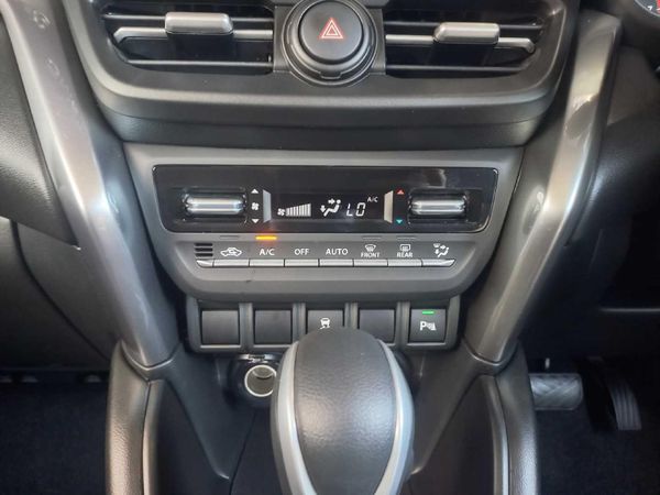 2026-Toyota-Urban-Cruiser-15-XR-Auto image:7