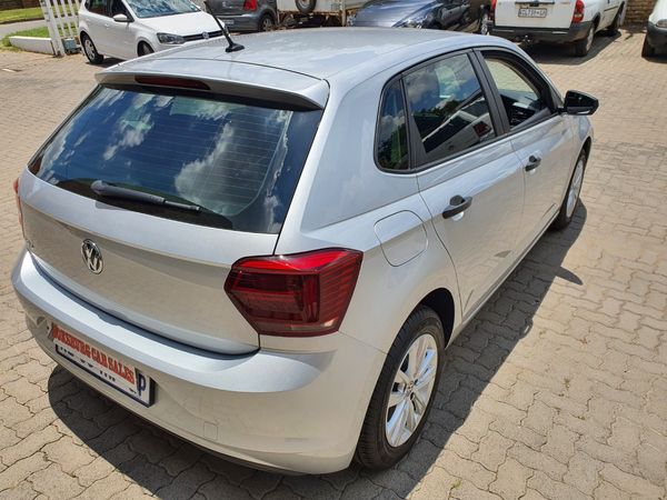 2019-Volkswagen-Polo-10-TSI-Trendline image:3