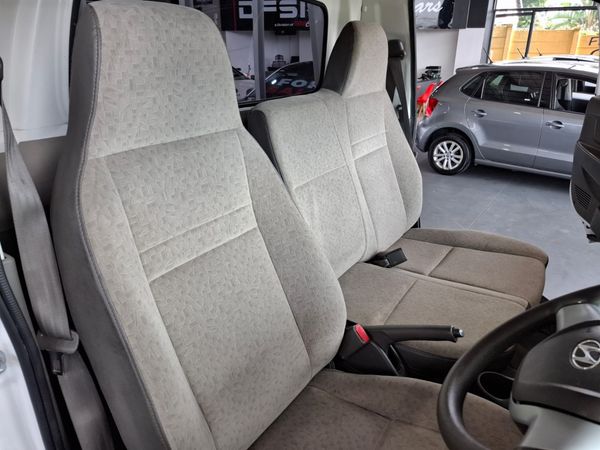 2020-Hyundai-H100-Bakkie-26D-Dropside image:16
