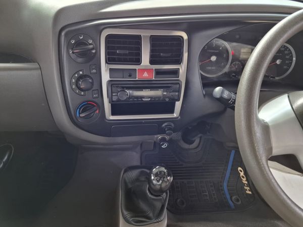 2020-Hyundai-H100-Bakkie-26D-Dropside image:18