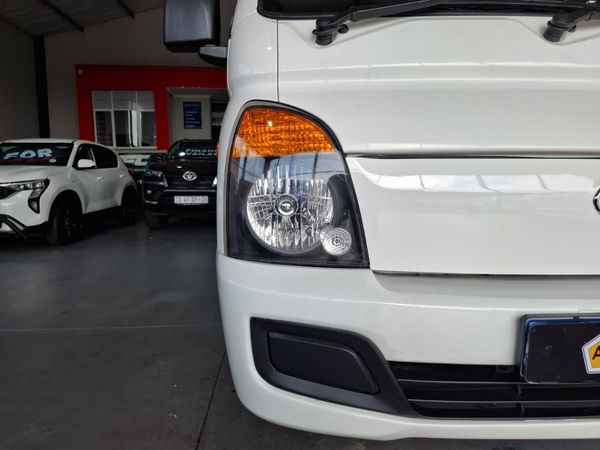 2020-Hyundai-H100-Bakkie-26D-Dropside image:29