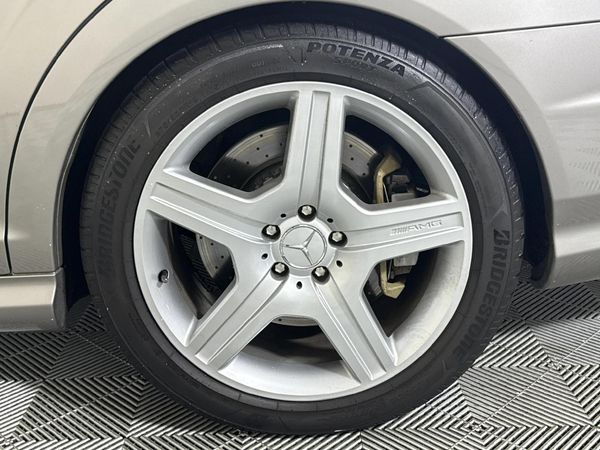 2009-Mercedes-AMG-S-Class-S63-AMG-Auto image:6