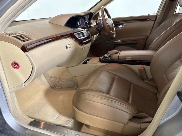 2009-Mercedes-AMG-S-Class-S63-AMG-Auto image:8
