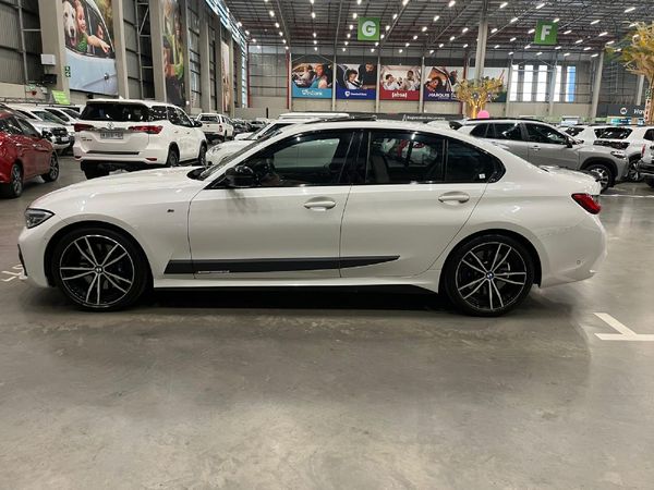 2019-BMW-3-Series-330i-M-Sport image:5