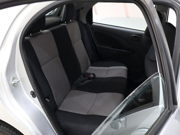2014-Toyota-Etios-15-XS-5-dr image:18