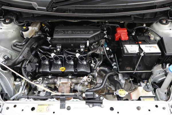 2014-Toyota-Etios-15-XS-5-dr image:19