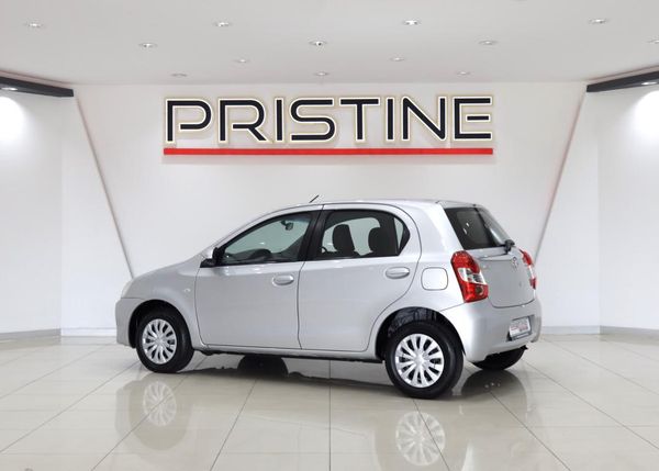 2014-Toyota-Etios-15-XS-5-dr image:3