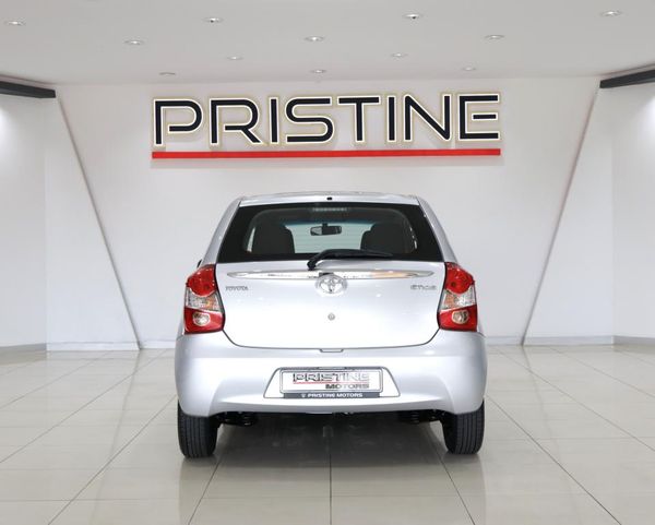 2014-Toyota-Etios-15-XS-5-dr image:4