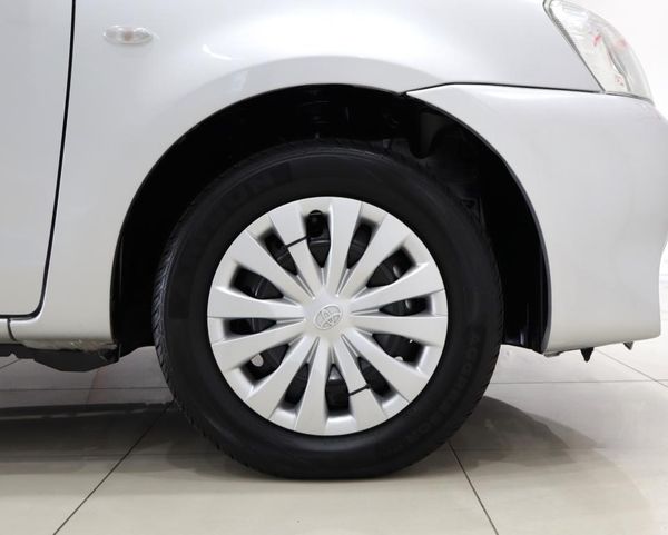 2014-Toyota-Etios-15-XS-5-dr image:7