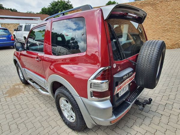 2002-Mitsubishi-Pajero-3200-DI-D-Auto-3-dr image:5