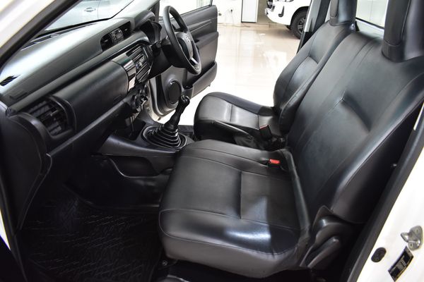 2017-Toyota-Hilux-24-GD-Single-Cab image:10