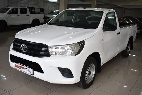 2017-Toyota-Hilux-24-GD-Single-Cab image:2