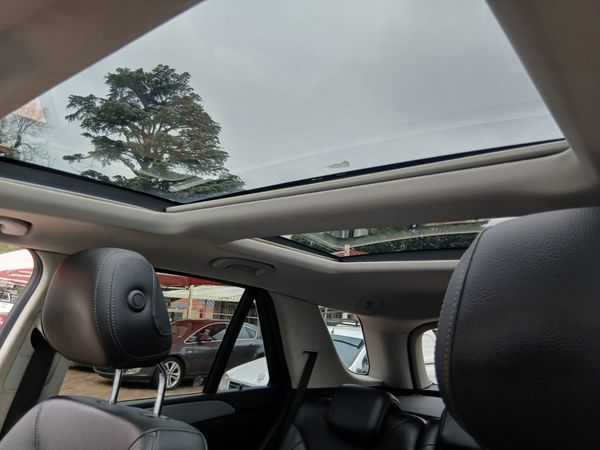 2019-Mercedes-Benz-GLE-350d-4-Matic-Diesel-Automatic image:12